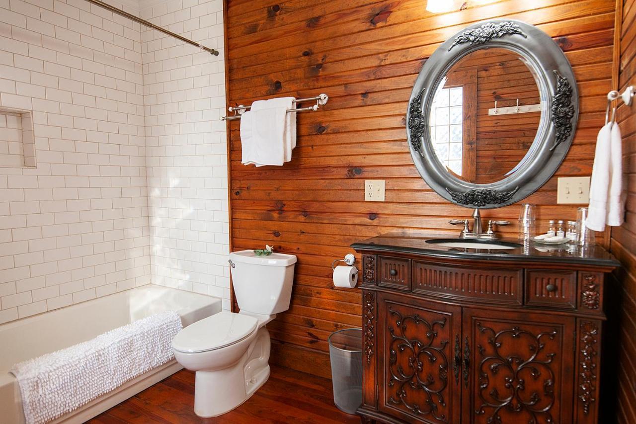 Dabbs Hotel Bed And Breakfast Llano Экстерьер фото