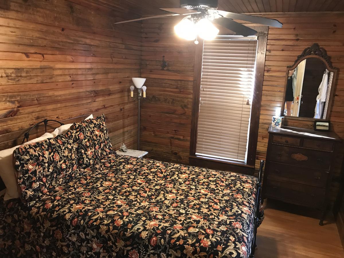 Dabbs Hotel Bed And Breakfast Llano Экстерьер фото